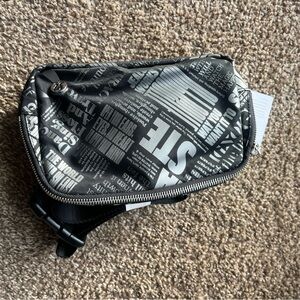 Lululemon NWT Everywhere Belt Bag